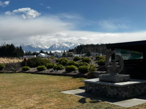 LH Twizel Fountain Retreat